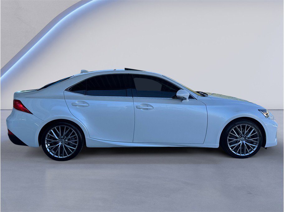 Used 2018 Lexus IS 300 w/ Accessory Package 2 RWD image 7