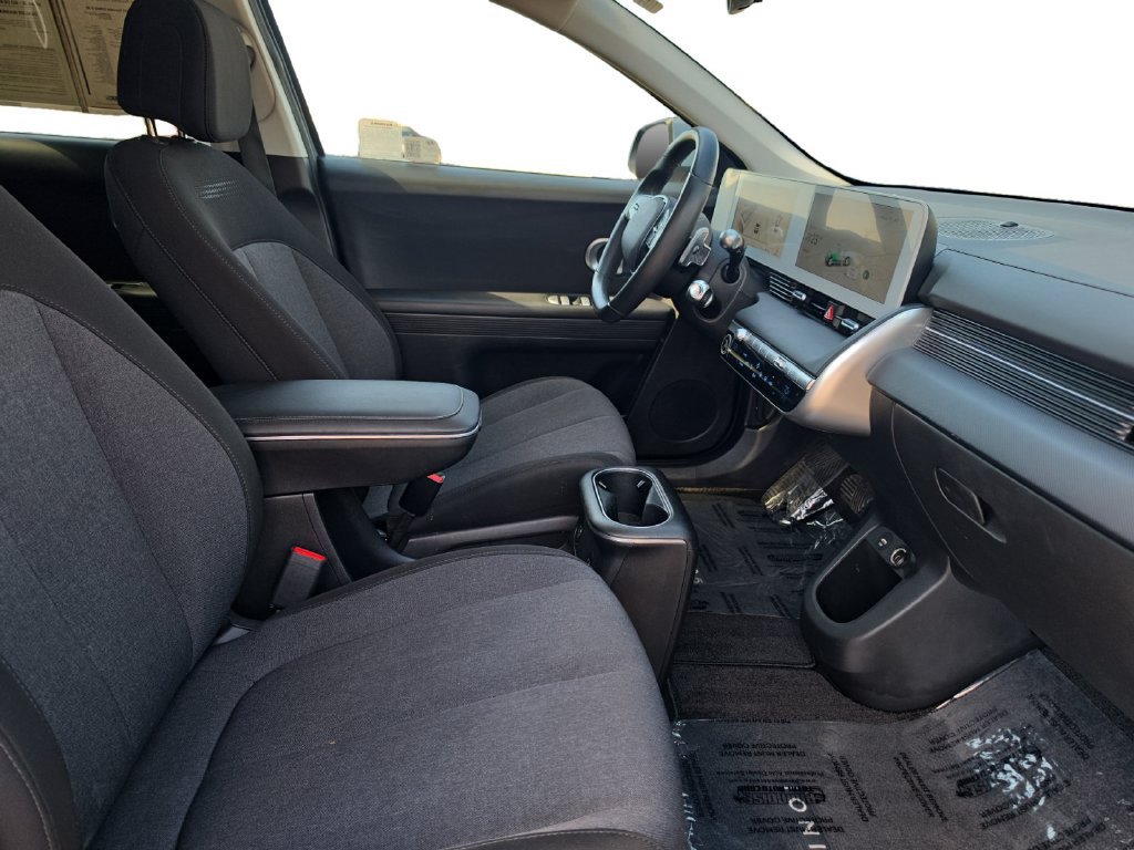 Certified 2024 Hyundai Ioniq 5 SE RWD image 17