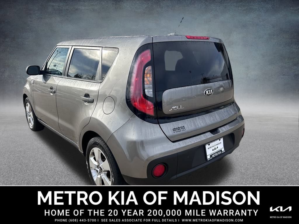 Used 2017 Kia Soul Base image 8