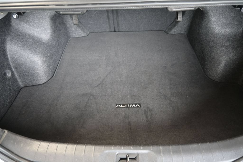 Used 2024 Nissan Altima 2.5 SV FWD image 18