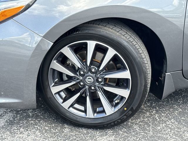 Used 2016 Nissan Altima 2.5 SL w/ 2.5 Technology Package FWD image 40