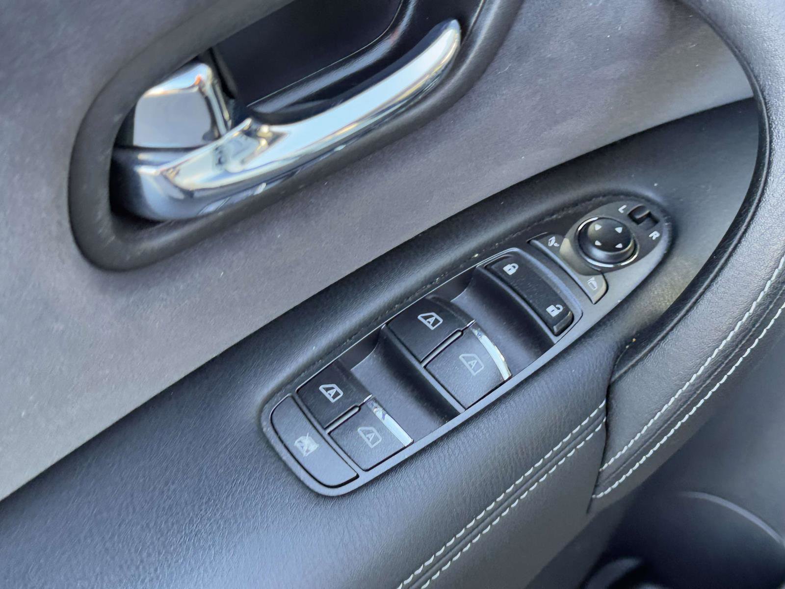 Used 2019 Nissan Armada SV w/ Driver Package image 16