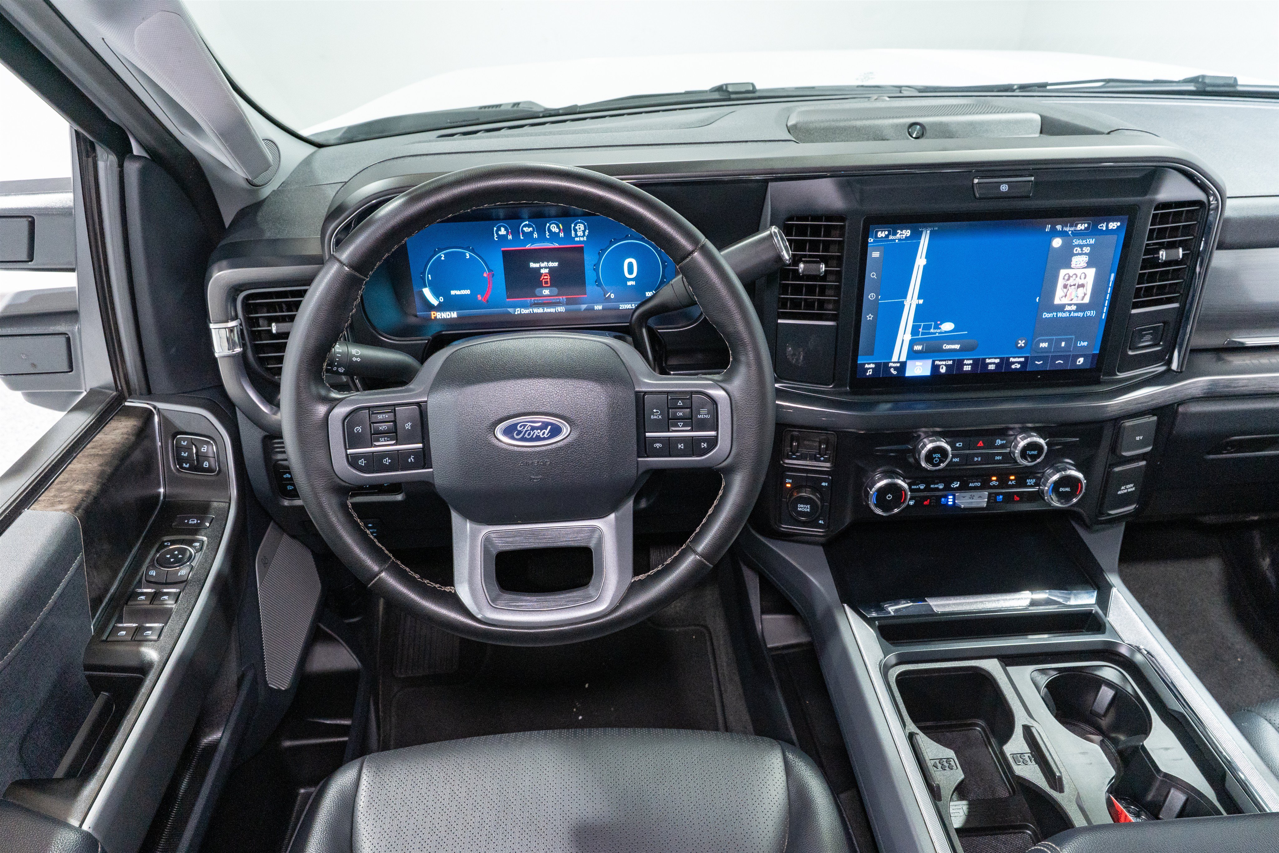 Used 2025 Ford F250 Lariat AWD/4WD image 13