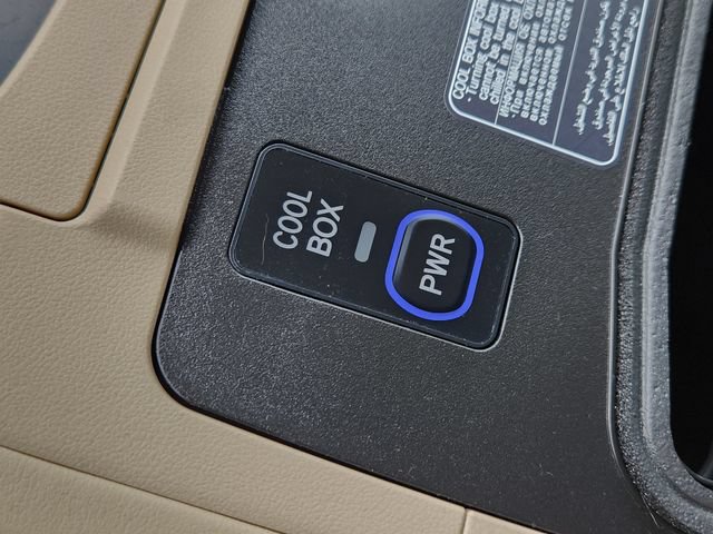 Used 2017 Lexus LX 570 4WD w/ Luxury Package image 29