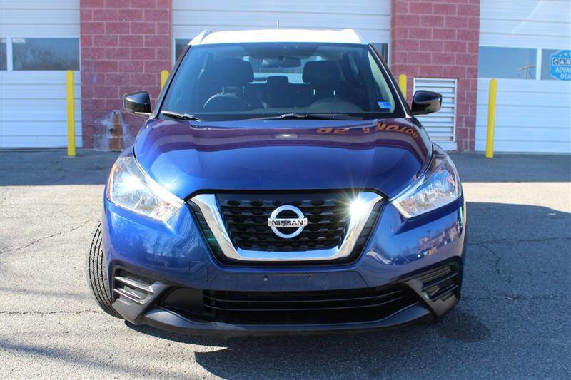 Used 2018 Nissan Kicks SV image 8