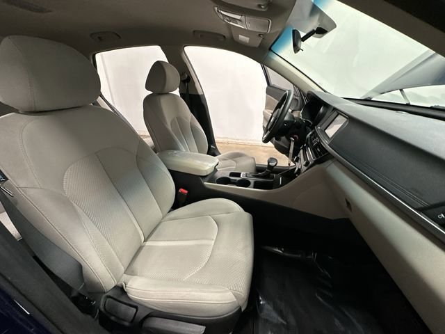 Used 2018 Kia Optima LX w/ 17" Alloy Wheels Package image 20
