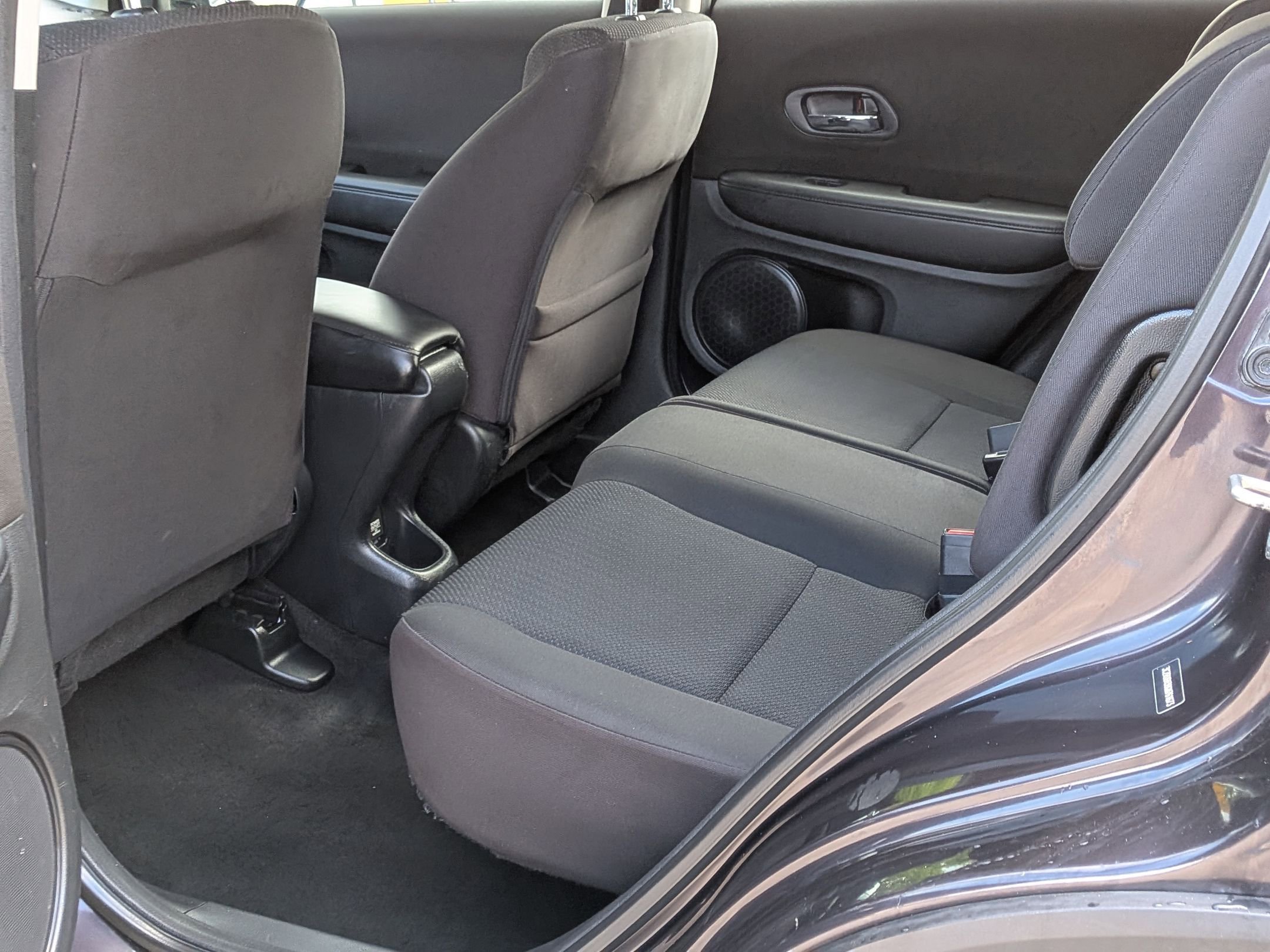 Used 2016 Honda HR-V LX image 21