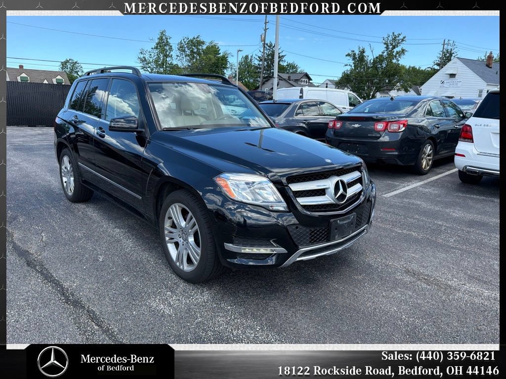 Used 2013 Mercedes-Benz GLK 350 4MATIC image 3