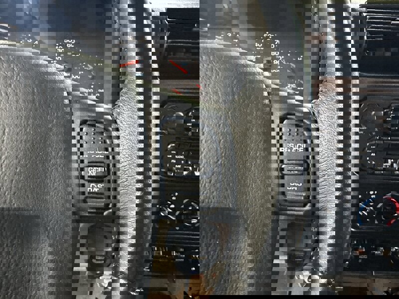 Used 2005 Jeep Wrangler Rubicon image 37