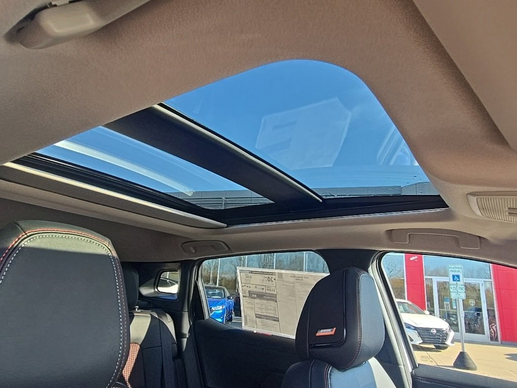 New 2026 Nissan Kicks SR image 24