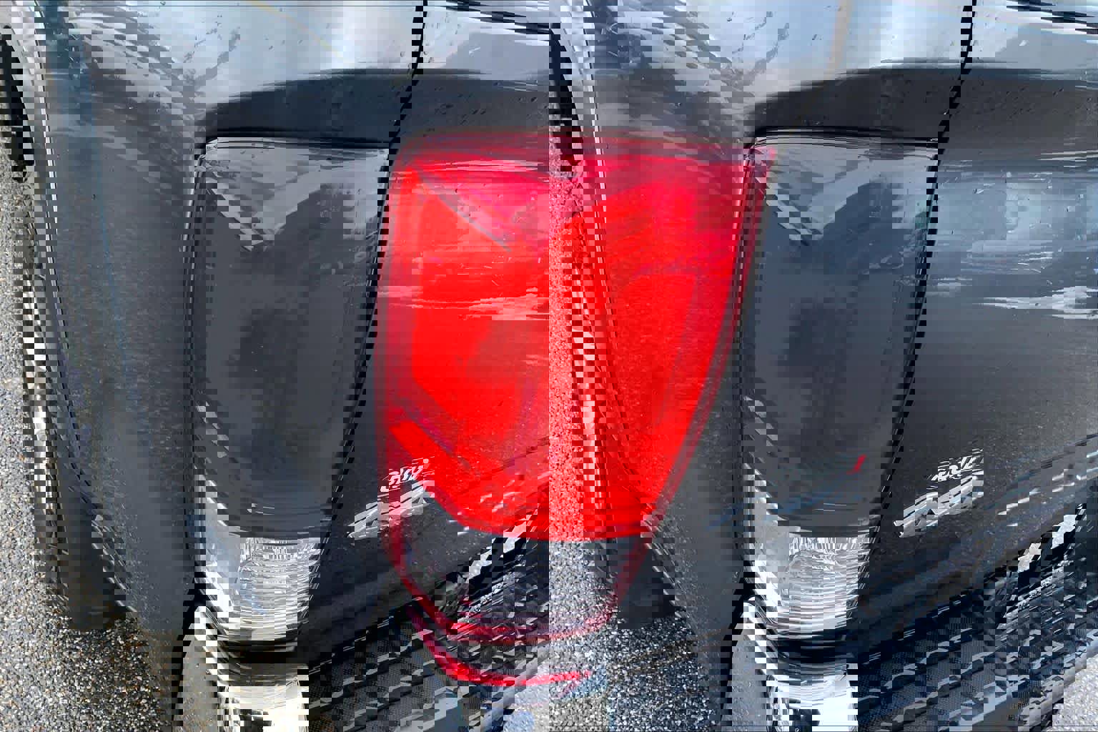 Used 2016 Toyota Tacoma SR5 w/ SR5 Appearance Package (SN) image 28