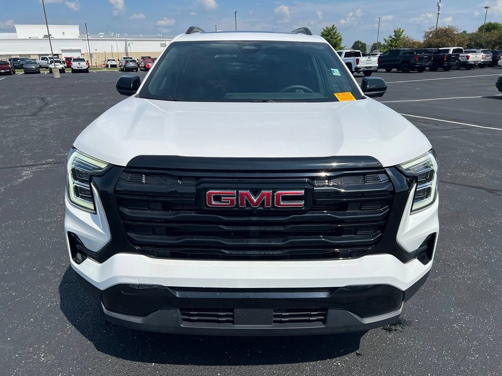 Used 2025 GMC Terrain Elevation FWD image 6