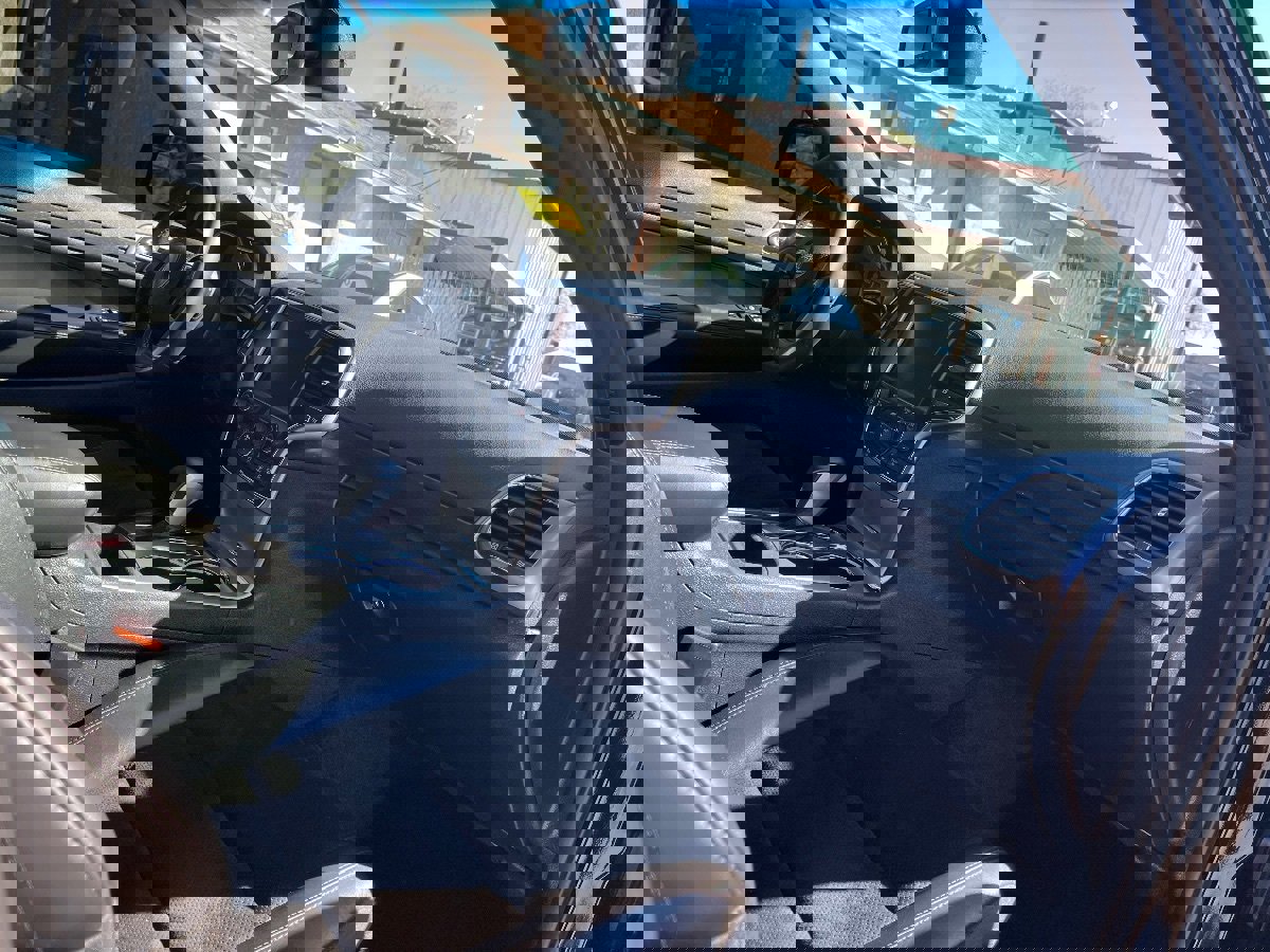 Used 2018 Jeep Grand Cherokee Altitude image 35