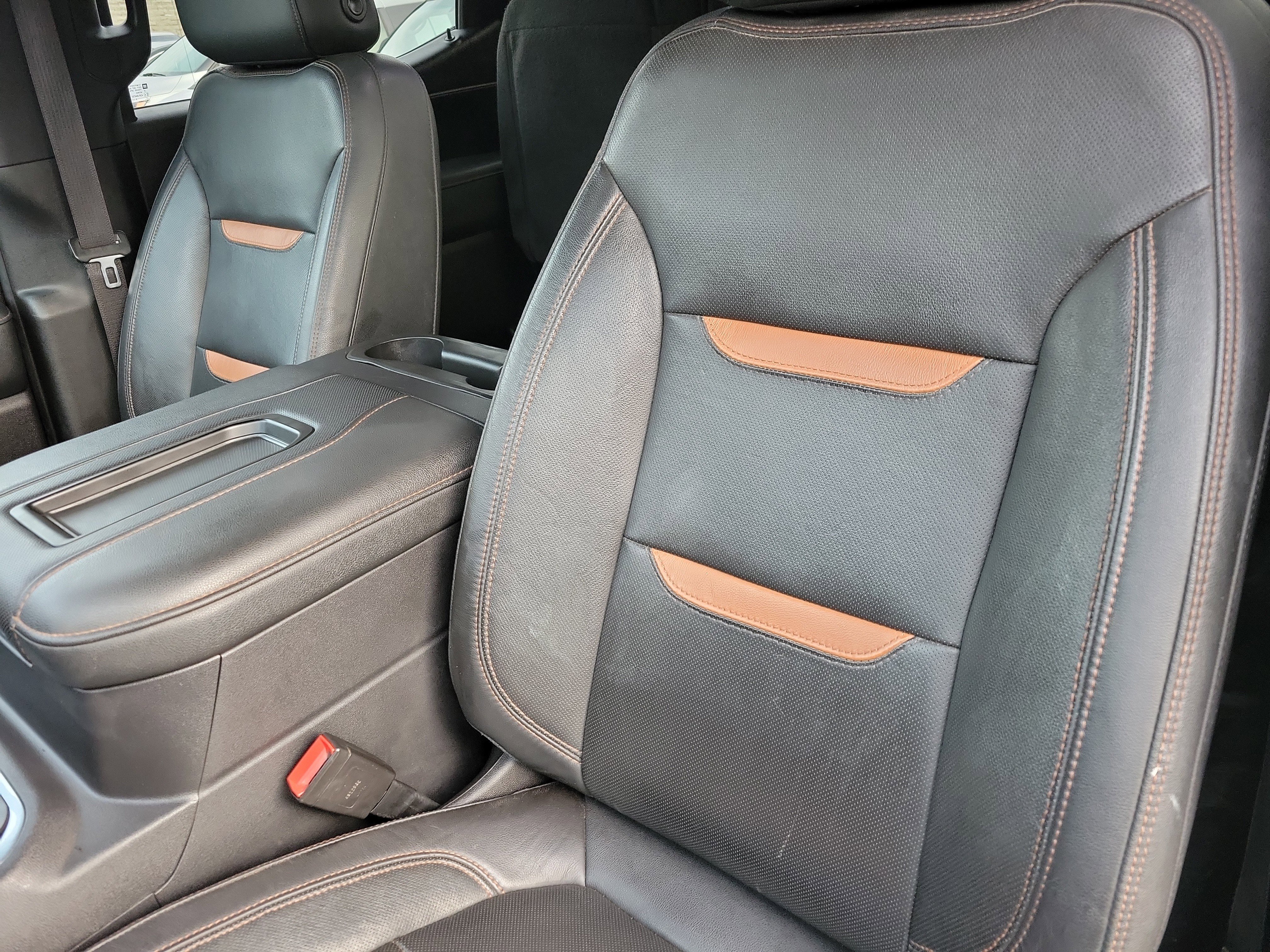 Used 2021 GMC Sierra 1500 AT4 w/ AT4 Premium Package image 6