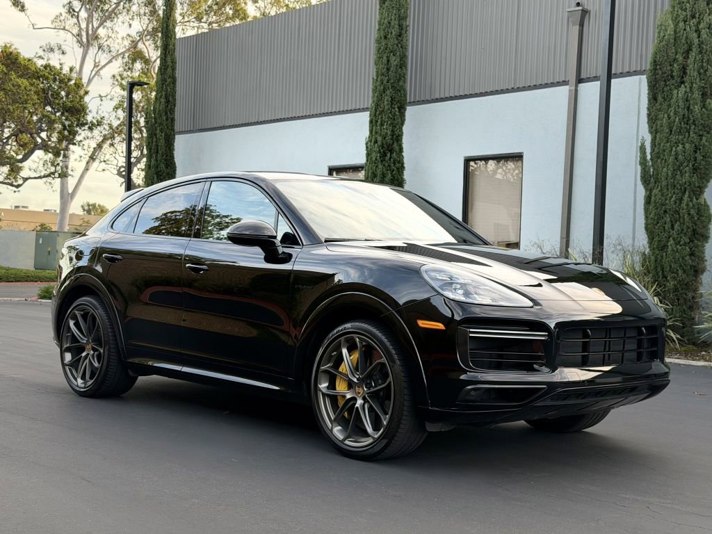 Used 2023 Porsche Cayenne Turbo S AWD/4WD image 29