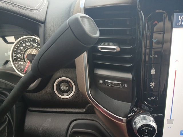 Used 2024 RAM 2500 Laramie w/ Safety Group image 28