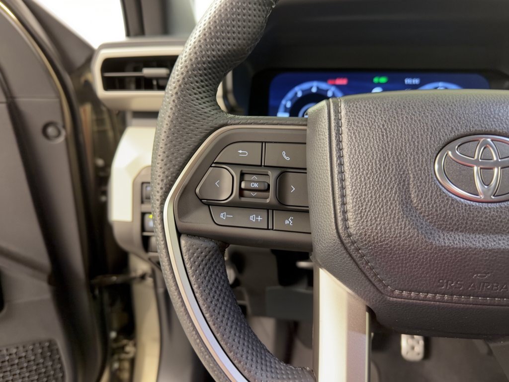 Used 2024 Toyota Tacoma TRD Sport RWD image 18