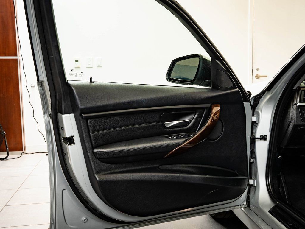 Used 2014 BMW 328d xDrive Wagon image 24