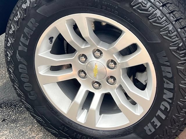Used 2016 Chevrolet Suburban LS w/ Max Trailering Package RWD image 33
