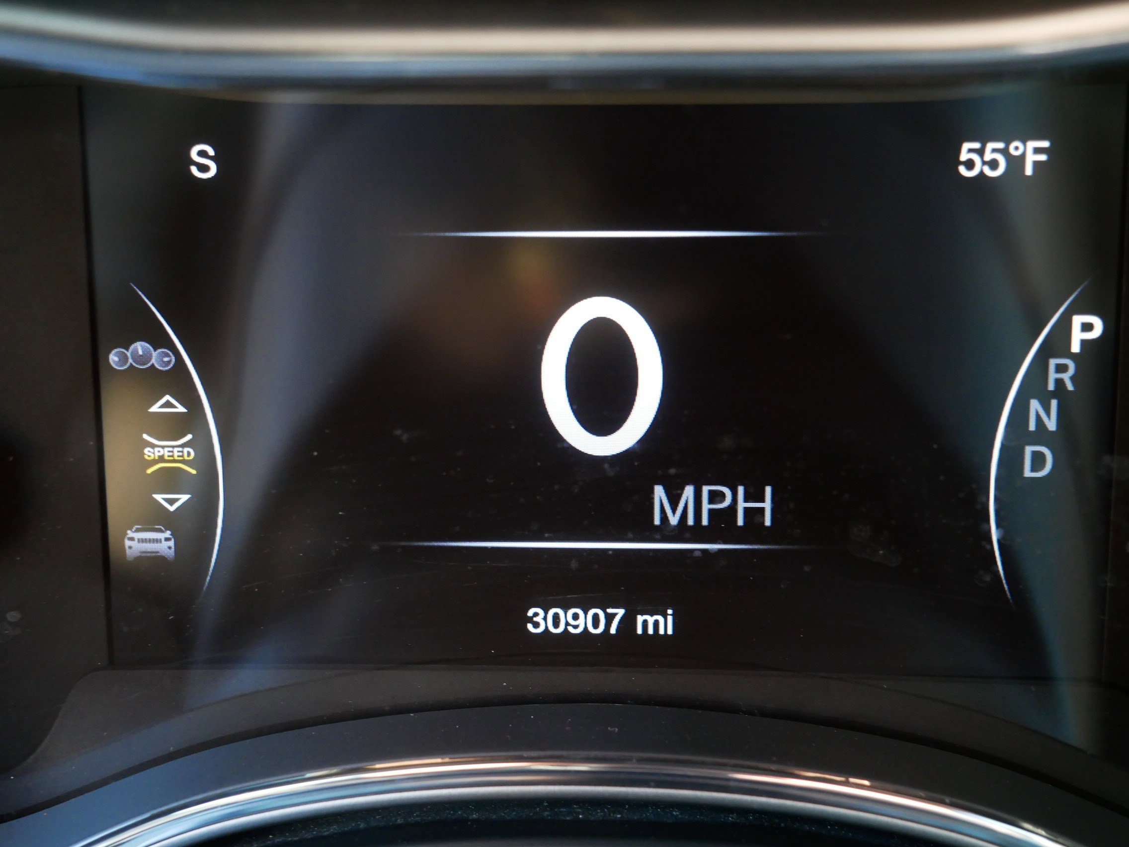 Certified 2021 Jeep Grand Cherokee Laredo w/ Security & Convenience Group image 21