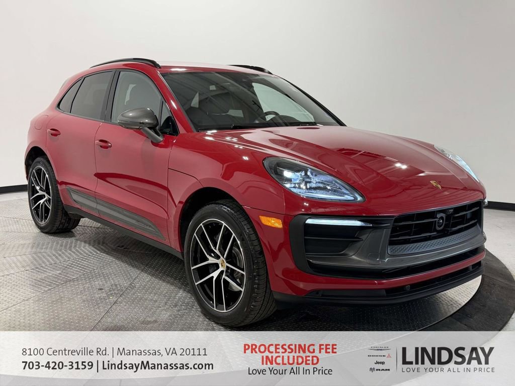 Used 2025 Porsche Macan Turbo AWD/4WD image 1