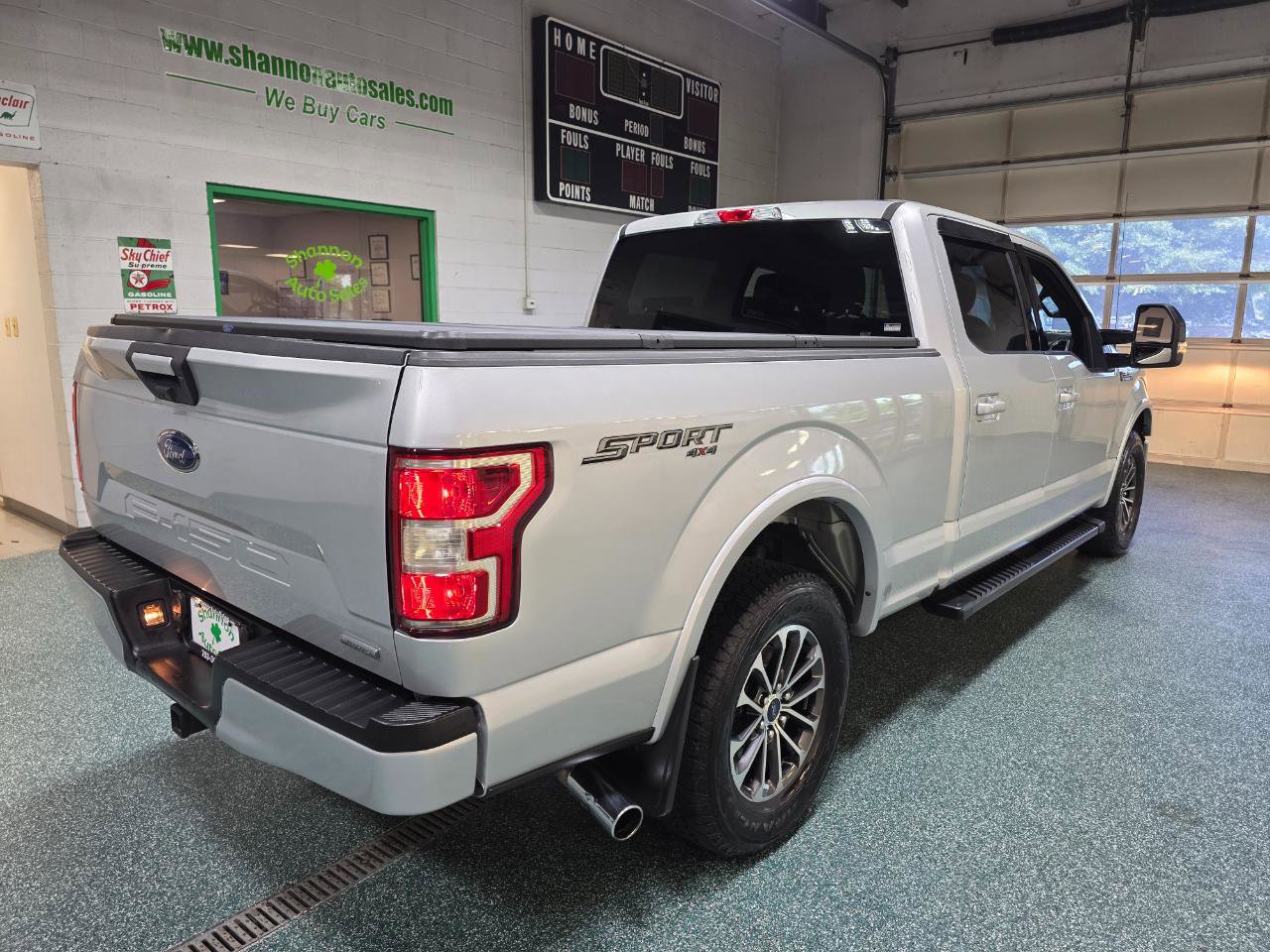 Used 2018 Ford F150 XLT w/ Equipment Group 301A Mid AWD/4WD image 6