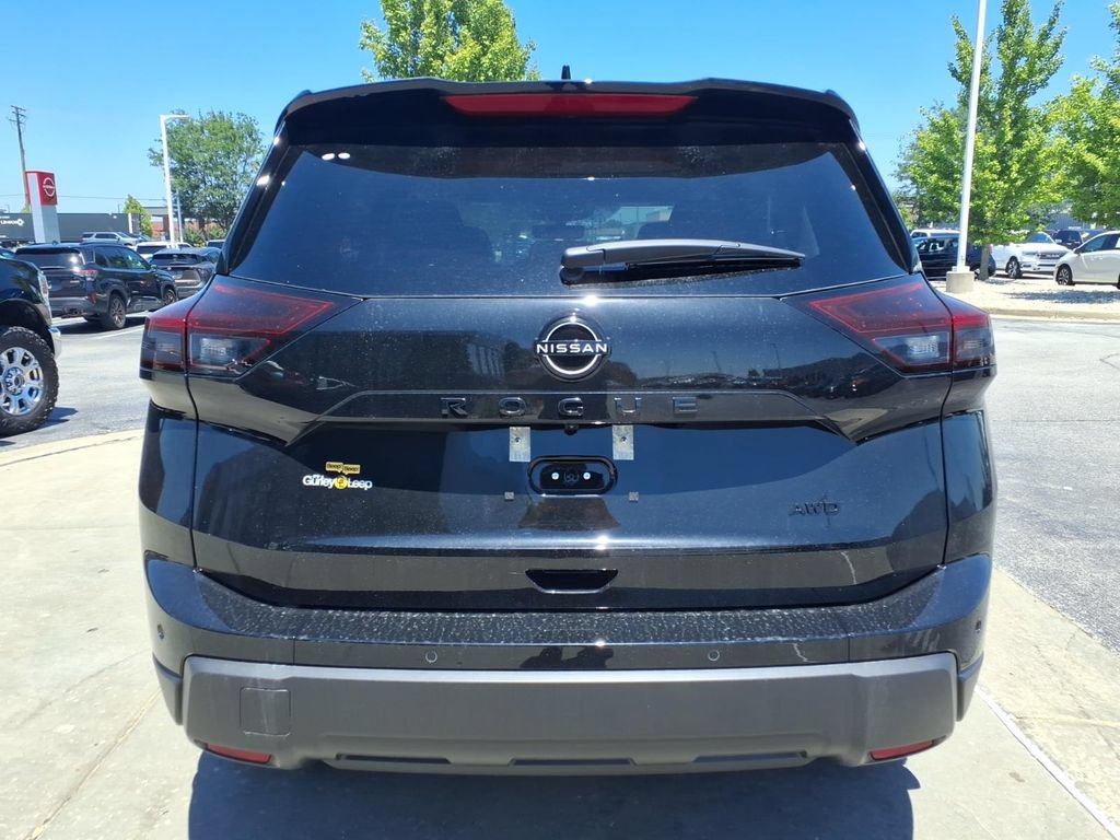 New 2026 Nissan Rogue Dark Armor AWD/4WD image 10