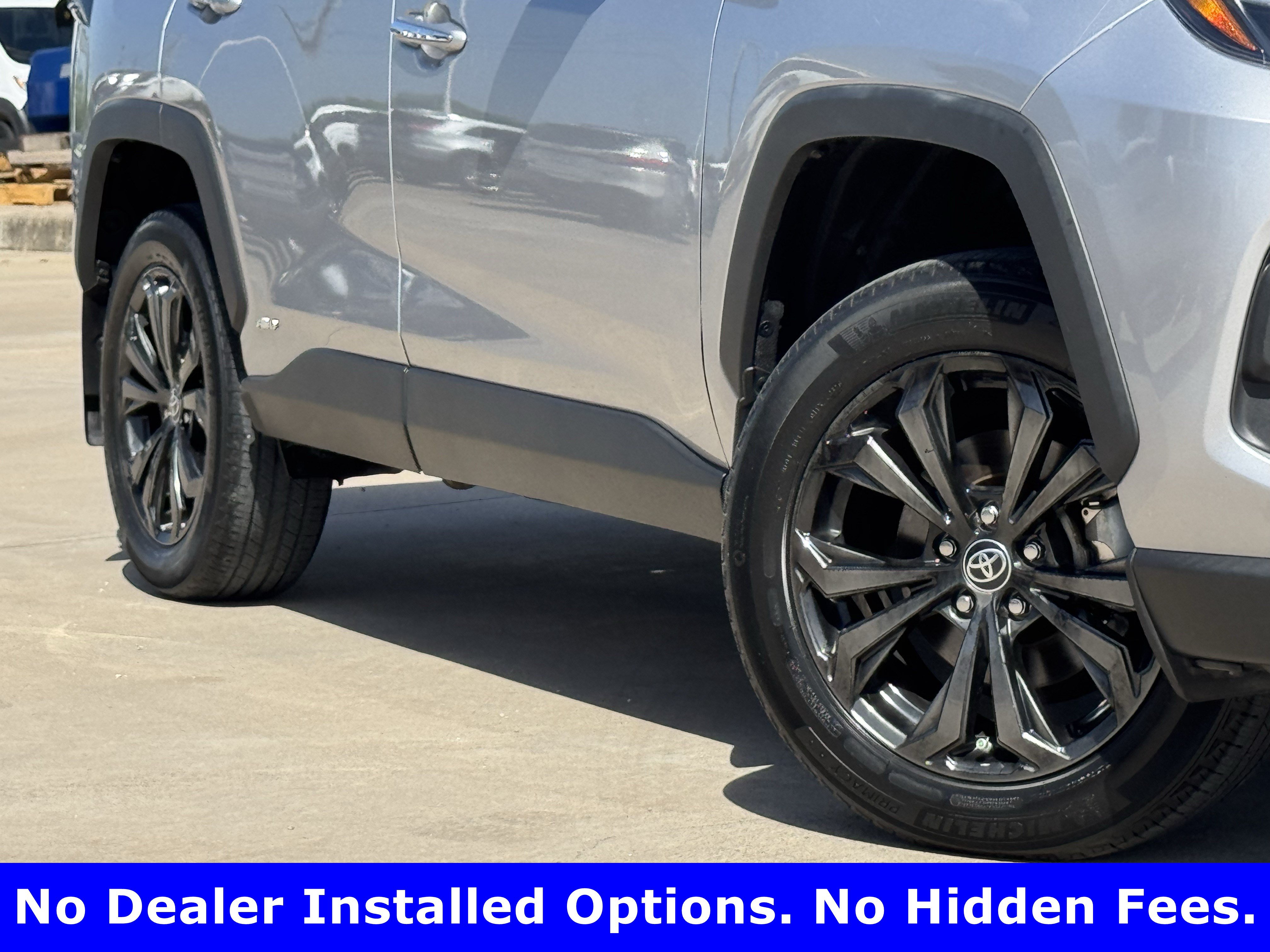 Used 2023 Toyota RAV4 Limited AWD/4WD image 3