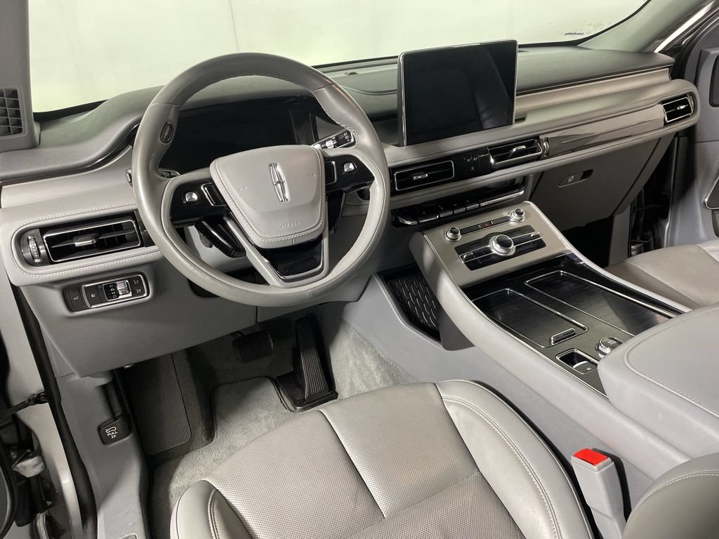 Used 2020 Lincoln Aviator Reserve AWD/4WD image 8