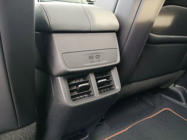 New 2026 GMC Terrain AT4 w/ Technology Package II AWD/4WD image 29