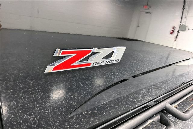 Used 2020 Chevrolet Colorado Z71 w/ Z71 Midnight Edition AWD/4WD image 24