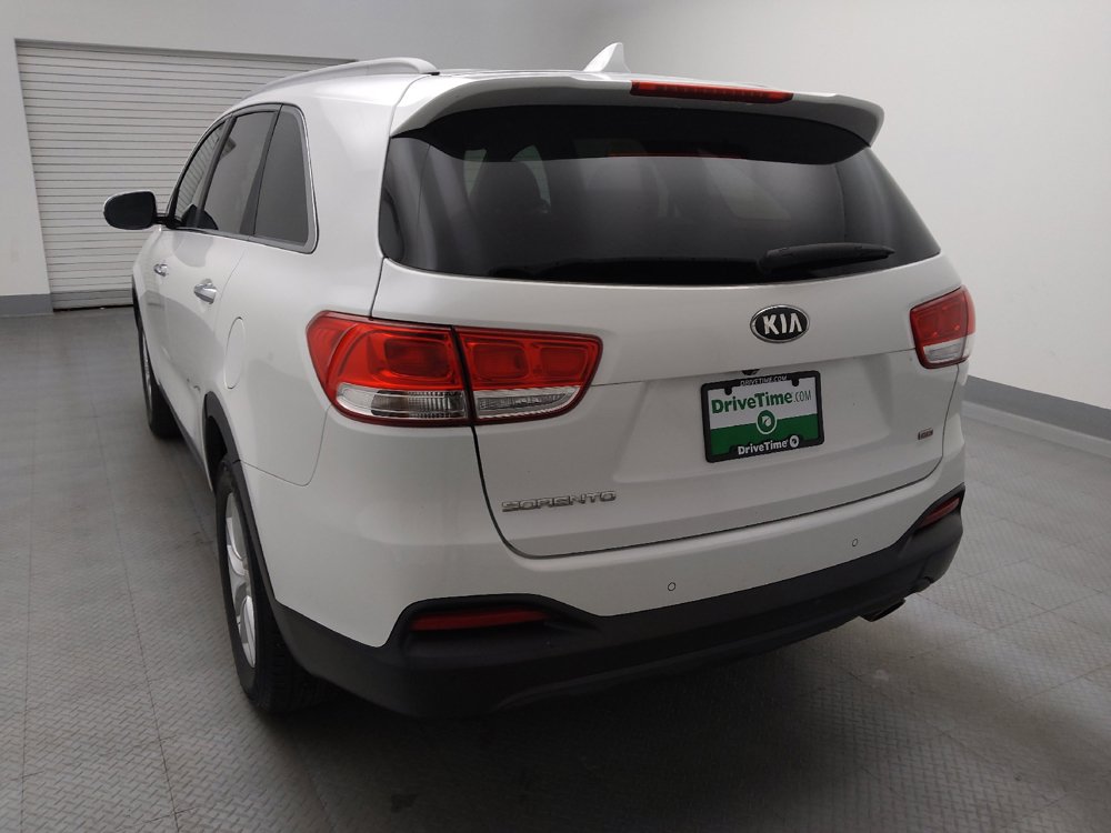 Used 2018 Kia Sorento FWD image 6