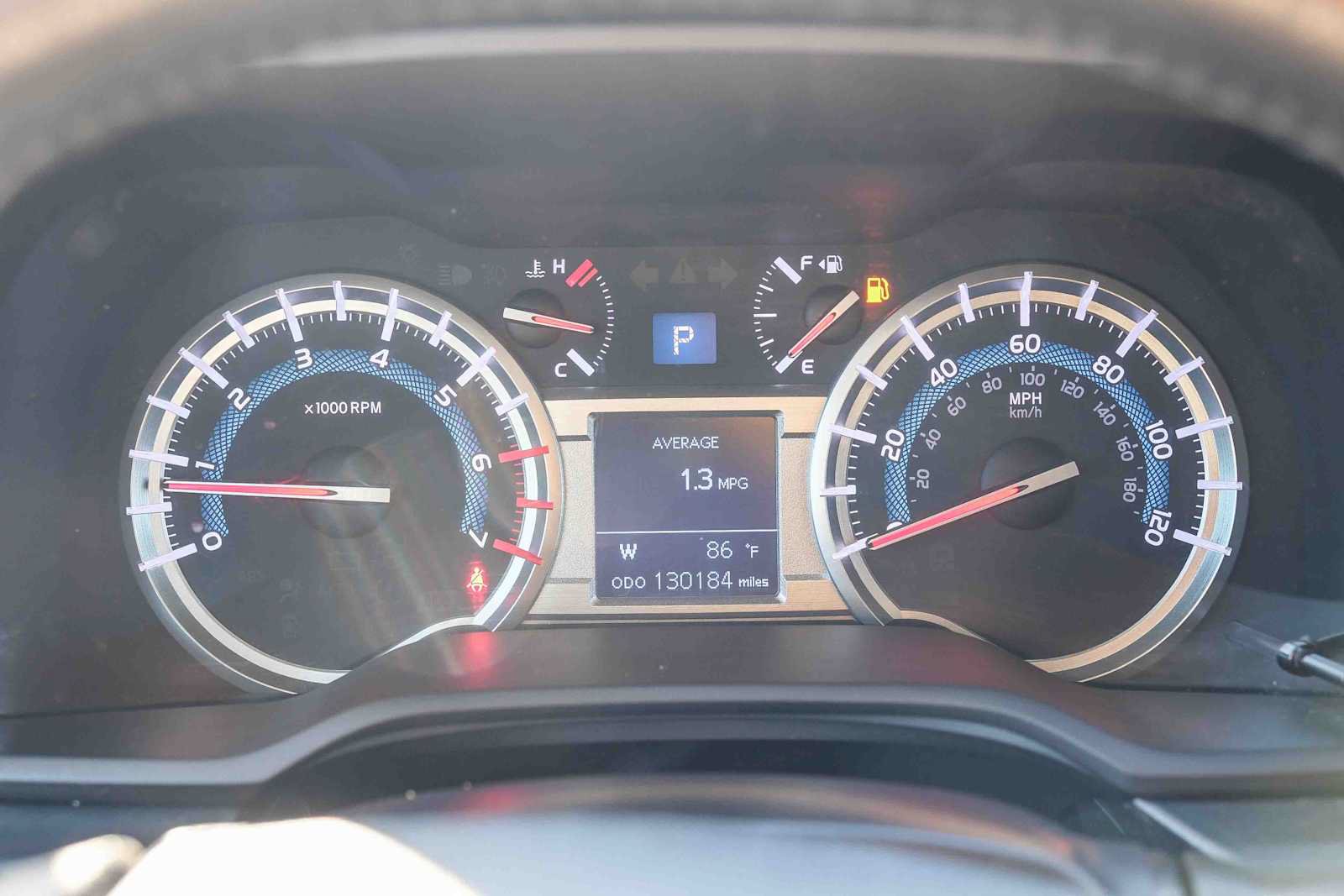 Used 2017 Toyota 4Runner SR5 AWD/4WD image 25