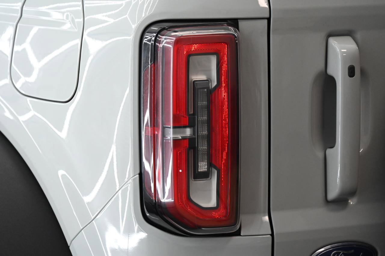 Used 2021 Ford Bronco Wildtrak image 15