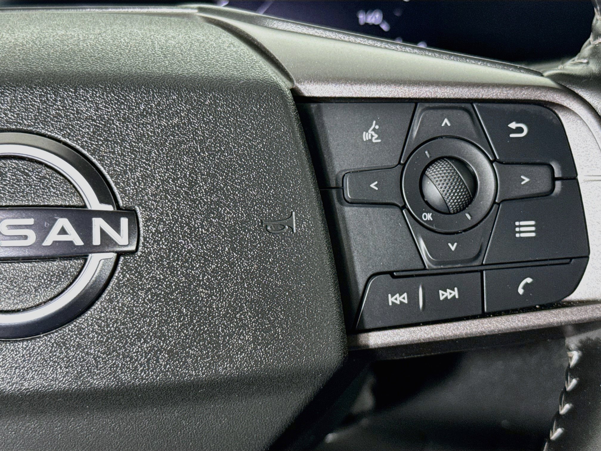 Used 2026 Nissan Sentra SV w/ SV Convenience Package FWD image 13