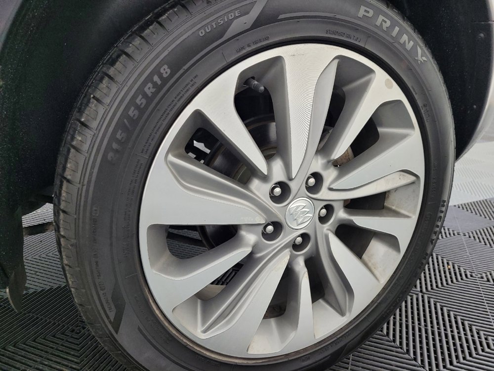 Used 2019 Buick Encore Preferred image 31