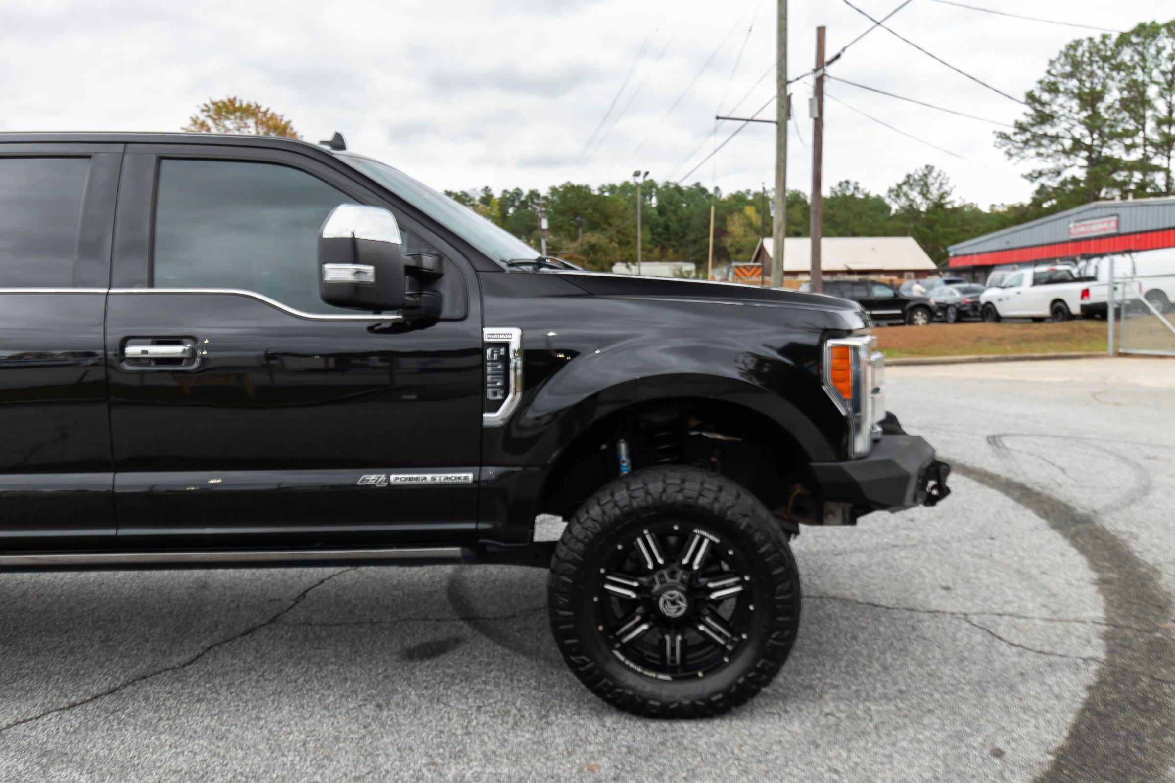Used 2019 Ford F250 Platinum w/ Platinum Ultimate Package image 8
