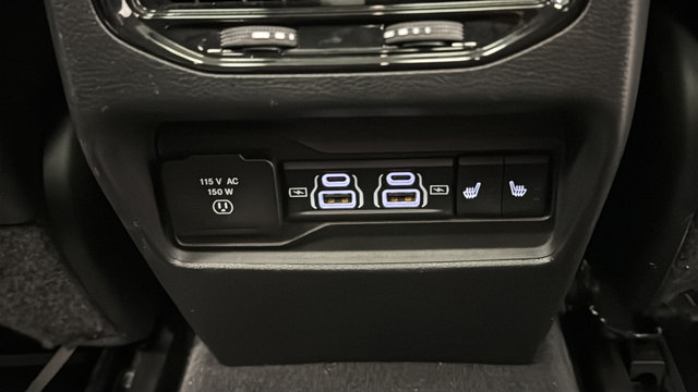 Used 2022 Jeep Grand Cherokee Limited AWD/4WD image 37