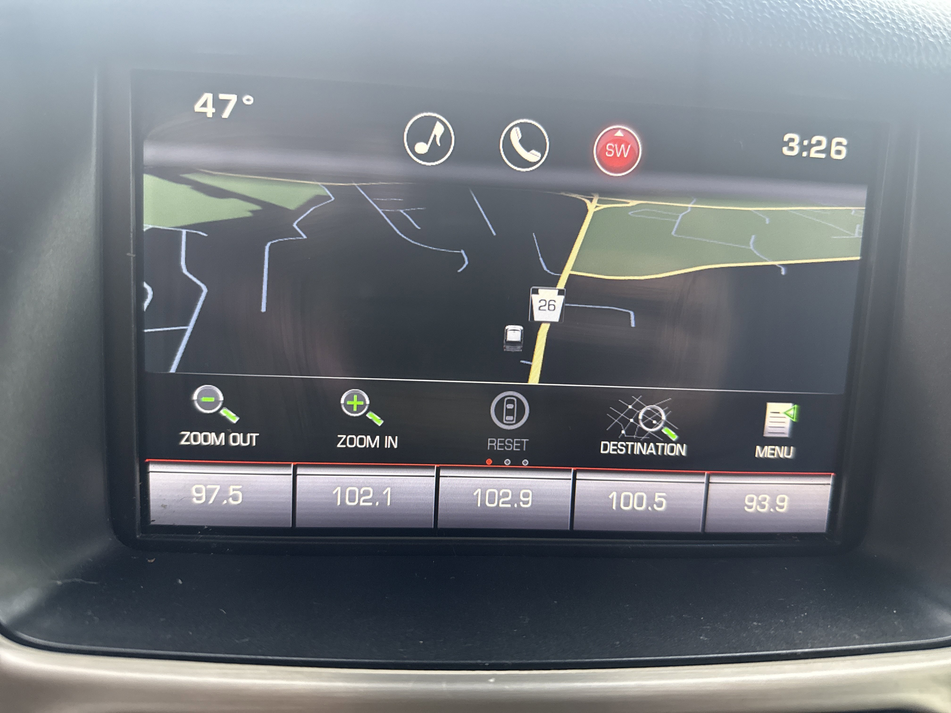 Used 2015 GMC Yukon Denali w/ Premium Package image 28