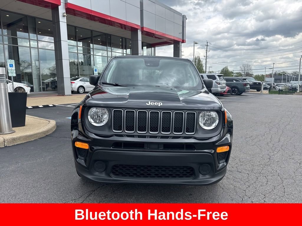 Used 2023 Jeep Renegade Latitude AWD/4WD image 10