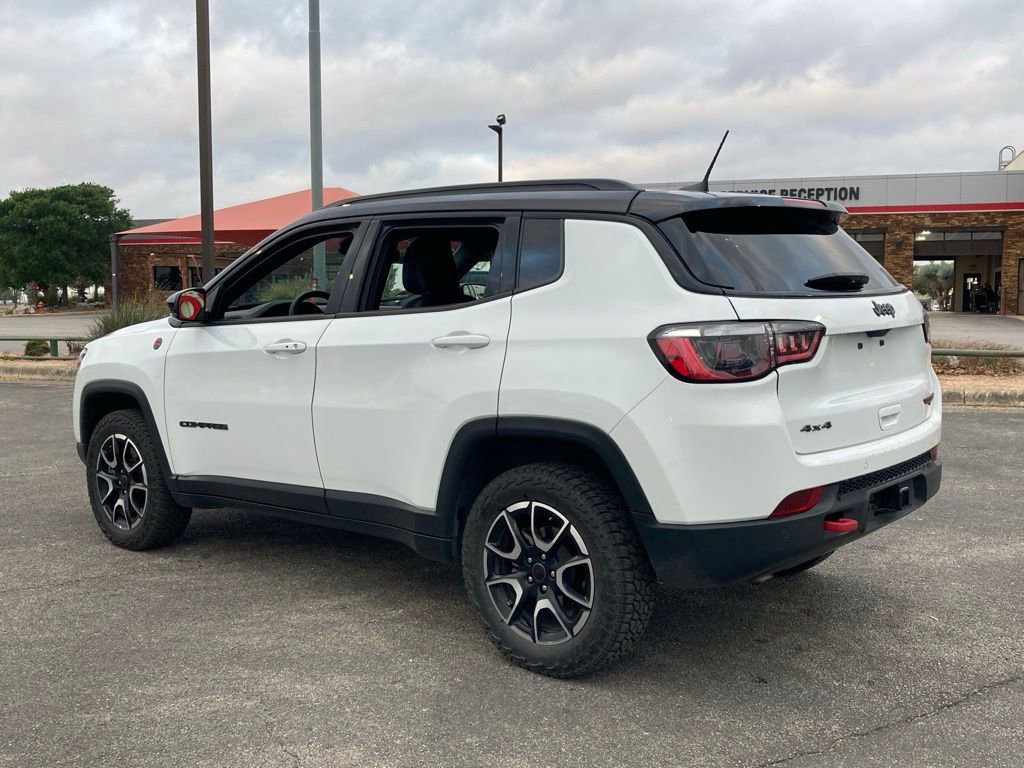 Used 2025 Jeep Compass Trailhawk w/ Trailer Tow Group image 7