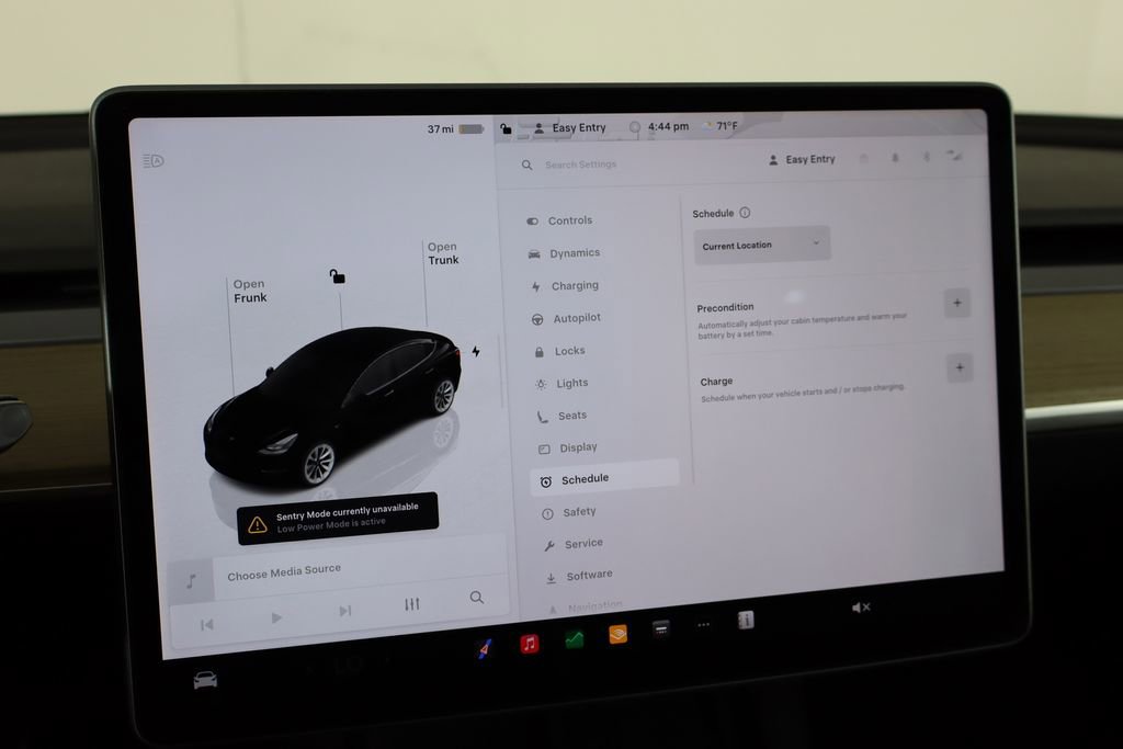 Used 2023 Tesla Model 3 Standard Range image 36
