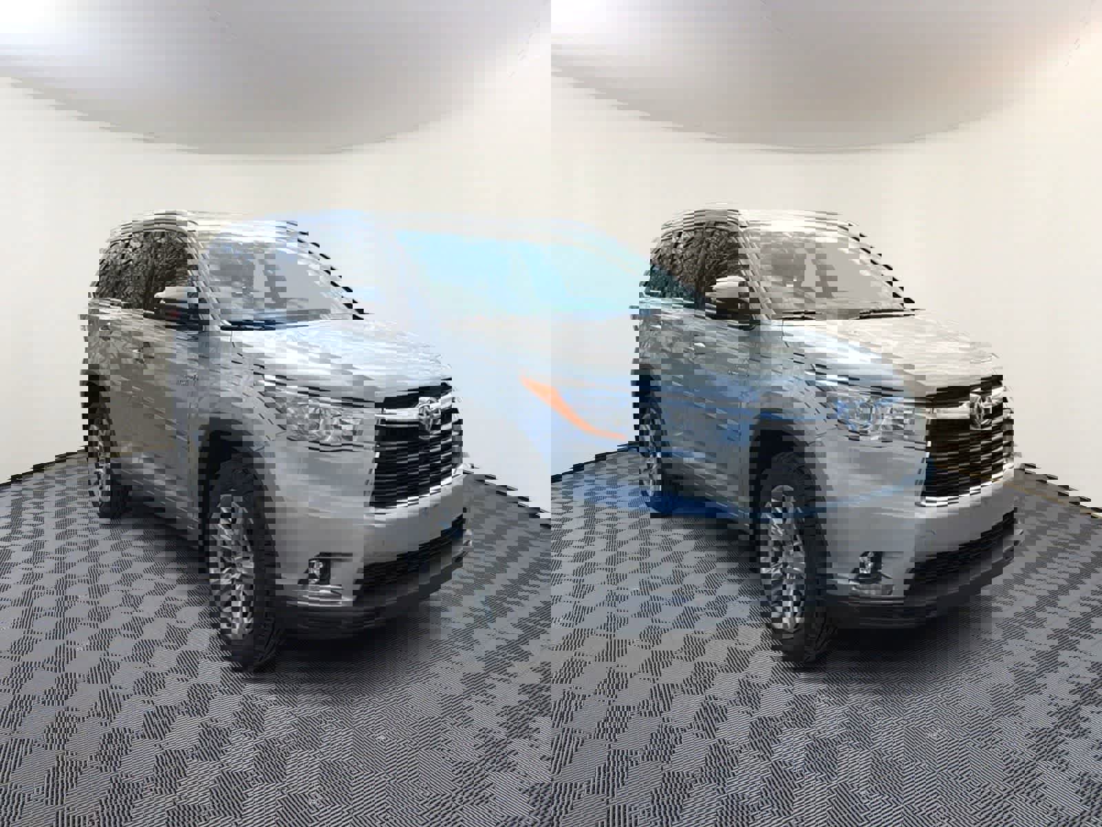 Used 2015 Toyota Highlander Limited image 5