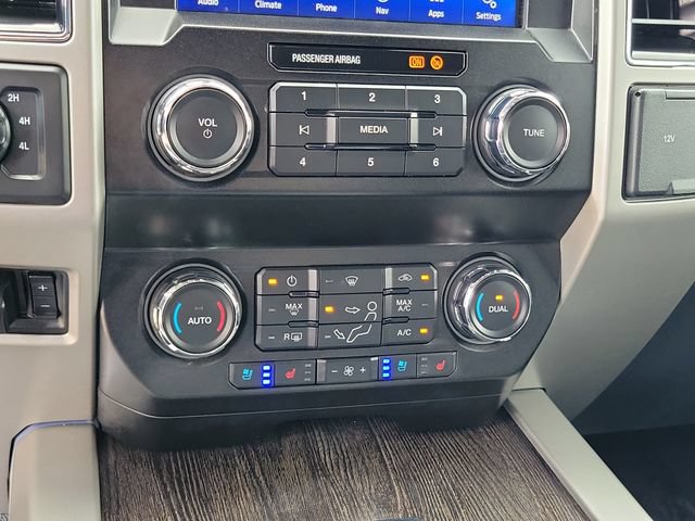 Used 2020 Ford F250 Lariat w/ Lariat Ultimate Package AWD/4WD image 25