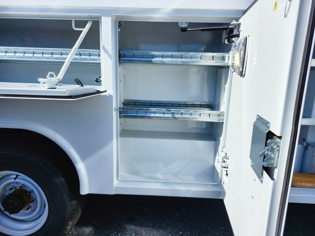 New 2026 Ford E-350 and Econoline 350 Super Duty w/ Power Equipment Group image 12