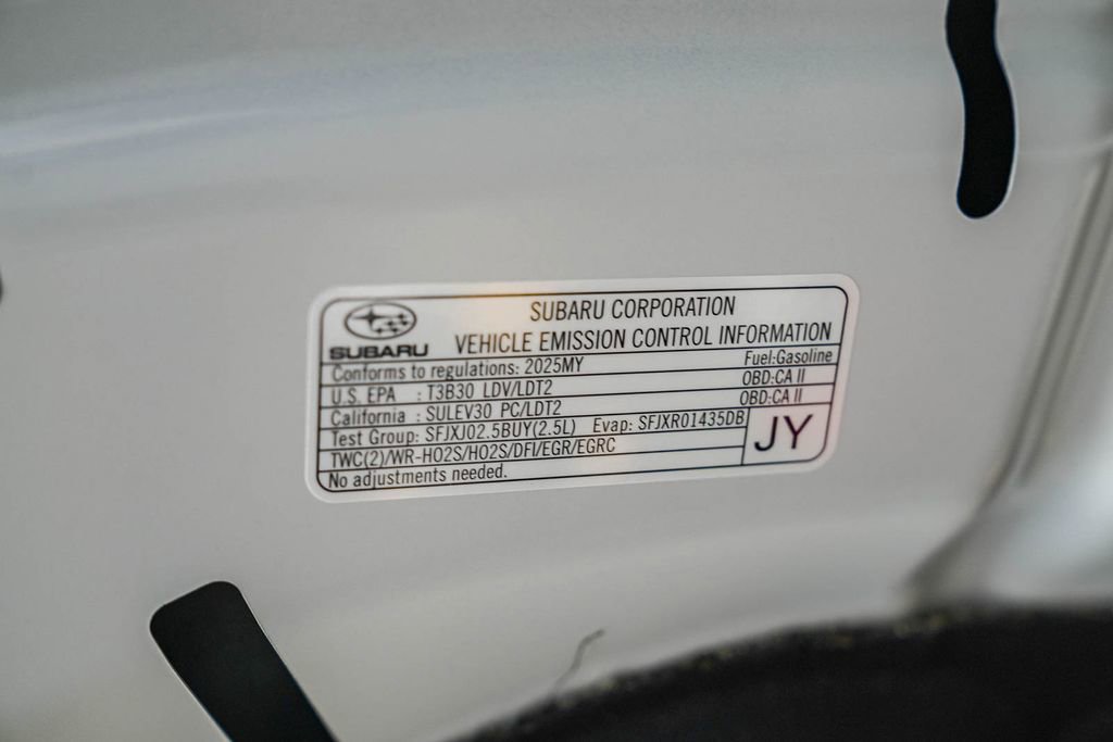 New 2025 Subaru Outback Limited image 13