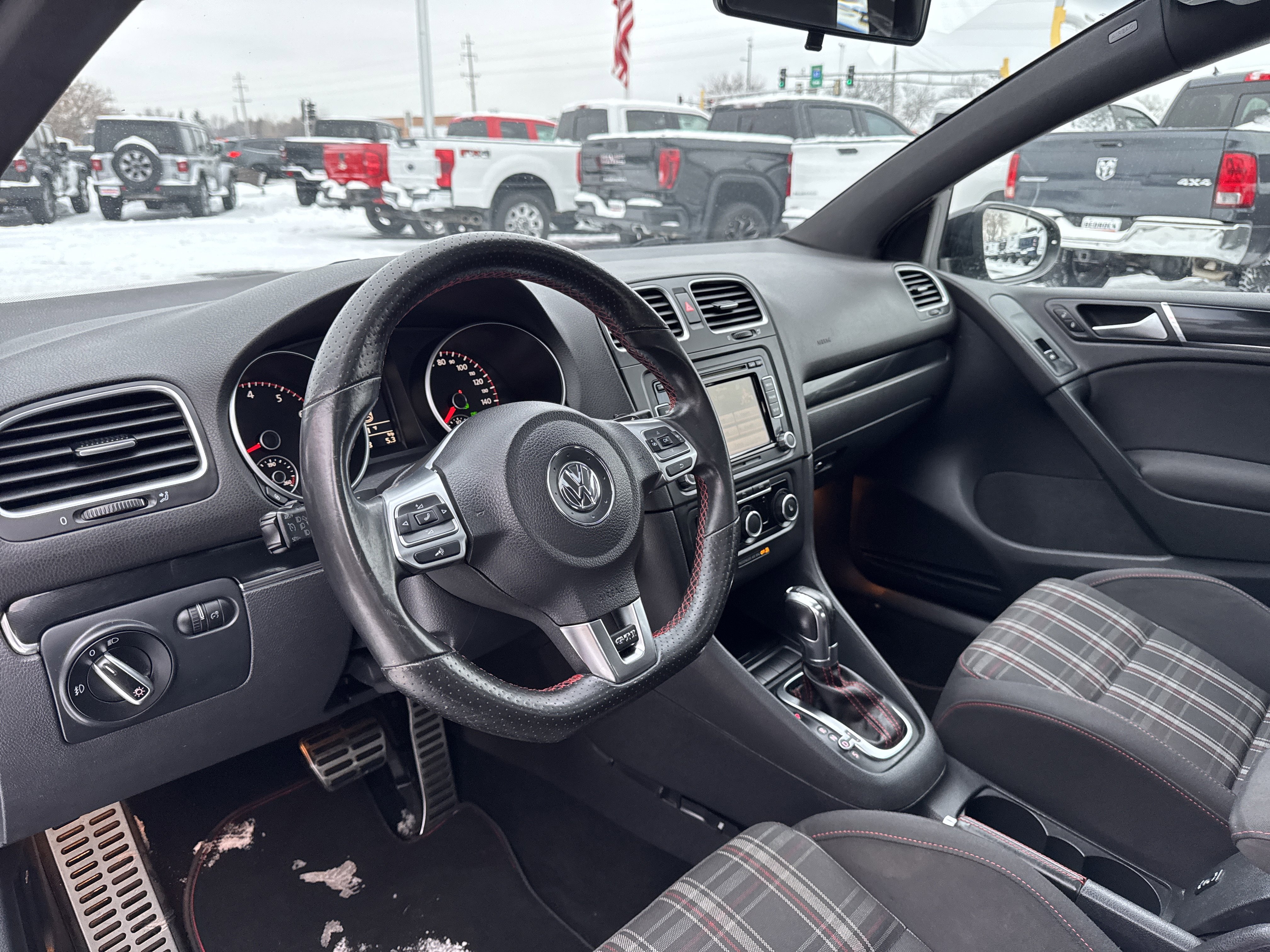 Used 2012 Volkswagen GTI 4-Door image 17