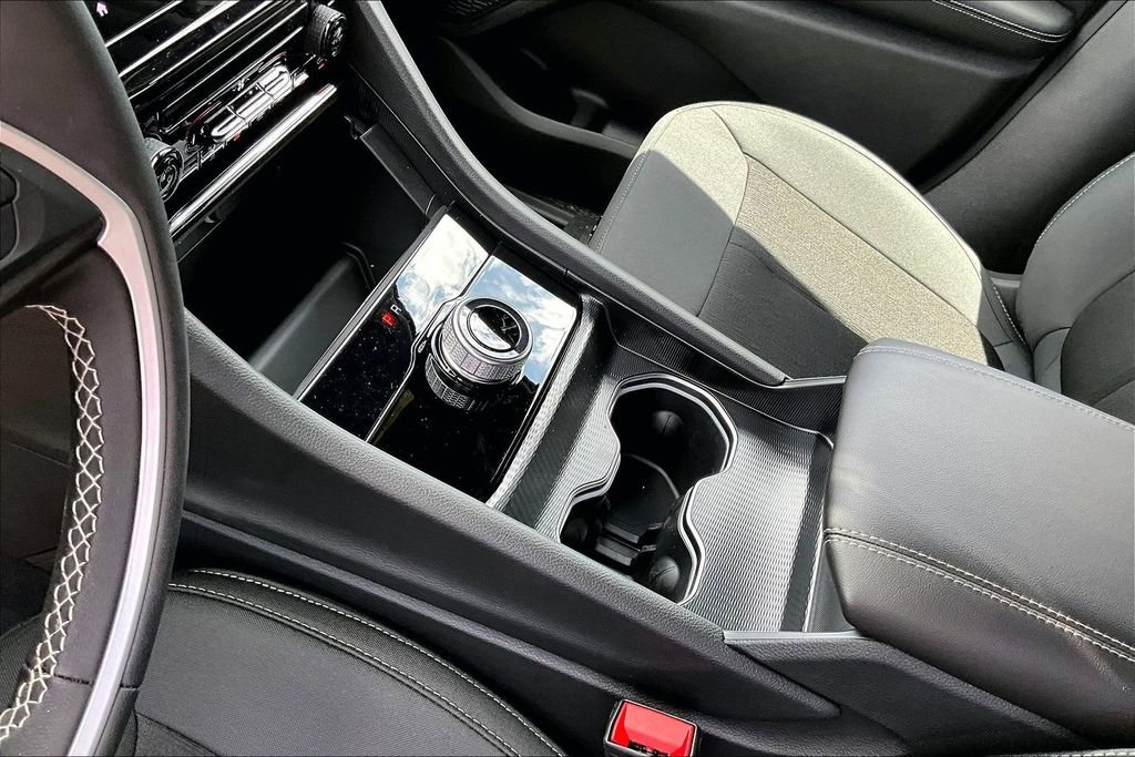 New 2026 Jeep Grand Cherokee L Laredo AWD/4WD image 8
