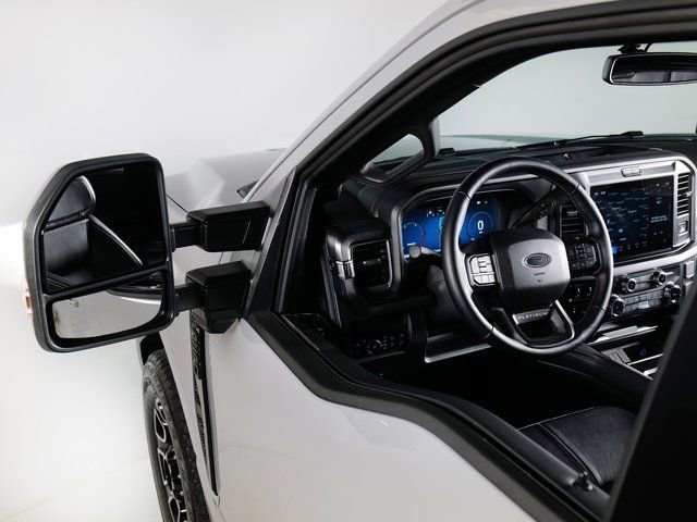 Used 2025 Ford F250 Platinum image 26