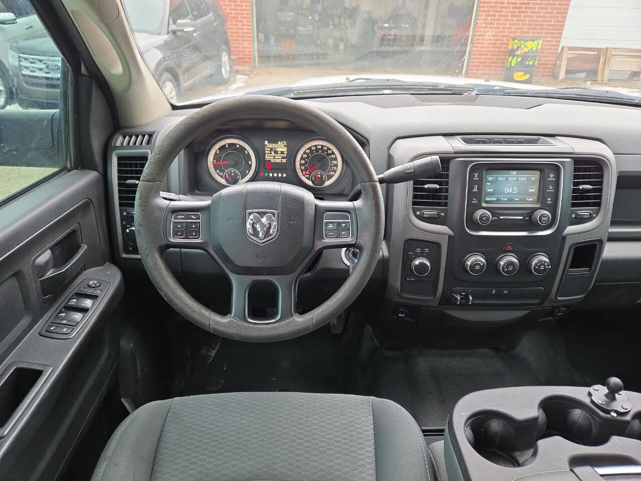 Used 2018 RAM 2500 Tradesman w/ Chrome Appearance Group AWD/4WD image 10